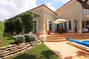 Golf Property for sale in Vilamoura - EMA12061