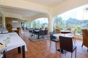 Hotel for sale in Quinta do Lago, Almancil, Vale do Lobo, Vilamoura, Quarteira - EMA12198