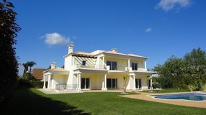 Villa for sale in Vilamoura - SMA7771